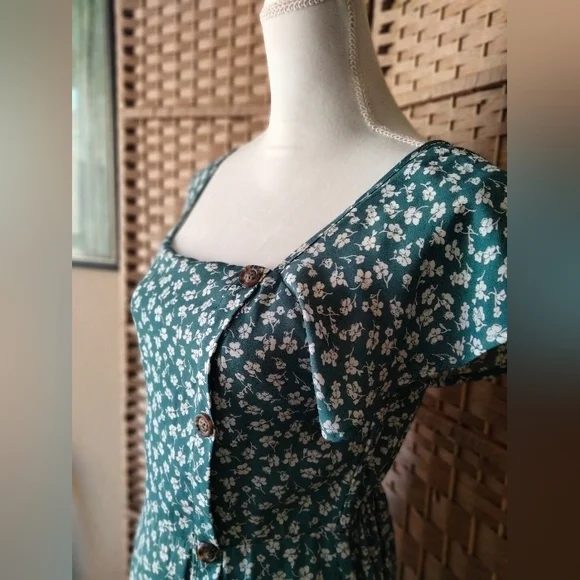 EUC Sienna Sky floral dress - Picture 3 of 12